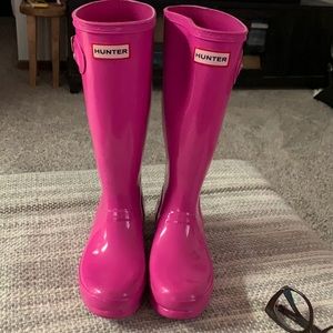 Kids Hunter boots size 4